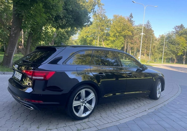 Audi A4 cena 77700 przebieg: 180000, rok produkcji 2019 z Malbork małe 466